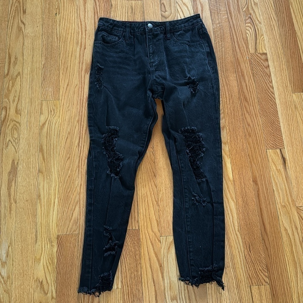 ***Fashion Nova Women’s Black Distressed Cotton Denim Skinny Jean Sz 1